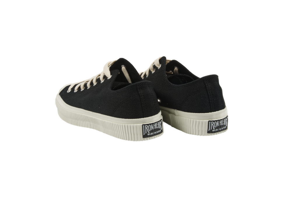 ih_sneaker_blk_02-1025x680.jpg